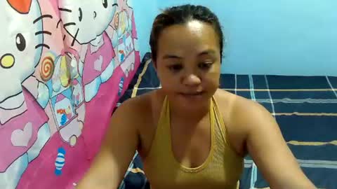 Snapshot of funluvnpinay4u chatting on August 2026 12:36:02 AM MAE online show from August 2026 12:36:02 AM