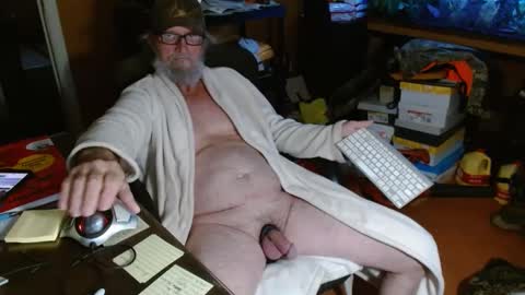 Snapshot of funmike2000 chatting on December 2024 04:08:02 PM mike online show from December 2024 04:08:02 PM