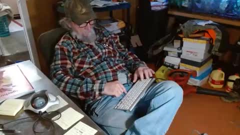 Snapshot of funmike2000 chatting on January 2025 04:51:02 PM mike online show from January 2025 04:51:02 PM