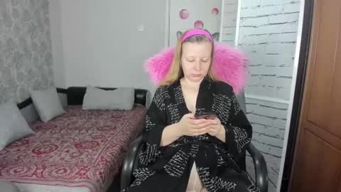 funny_bunny4 online show from March 2025 07:49:02 PM