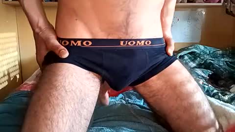 Italian men online show from February 2025 02:10:01 PM