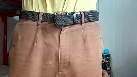 Italian men online show from November 2025 09:53:01 AM