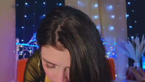 Tiffany online show from February 2025 12:11:01 AM