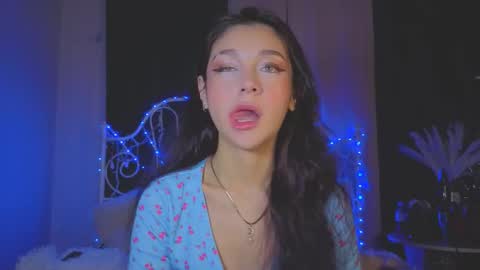 Tiffany online show from November 2025 01:26:01 AM