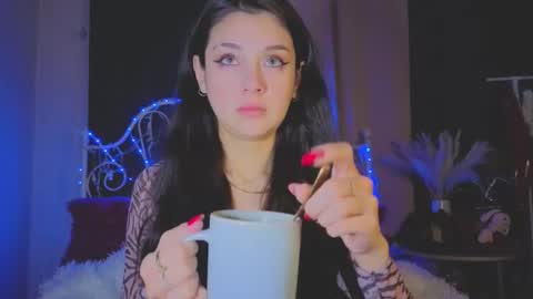 Tiffany online show from March 2026 01:47:01 AM