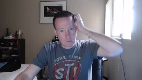 Hello online show from November 2025 08:25:02 PM