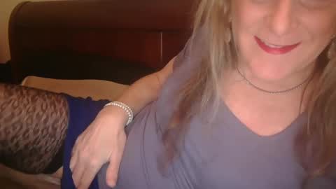Jessie Love online show from March 2025 10:55:02 AM