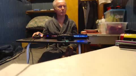 Snapshot of furosz chatting on December 2024 04:14:02 PM furosz online show from December 2024 04:14:02 PM