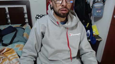 andrew online show from December 2025 04:28:02 AM