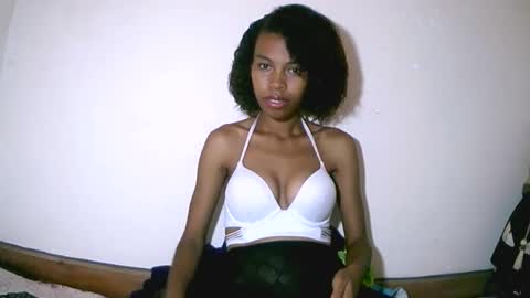 fyah1027 online show from November 2025 07:52:01 AM