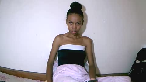 fyah1027 online show from December 2025 09:58:01 AM