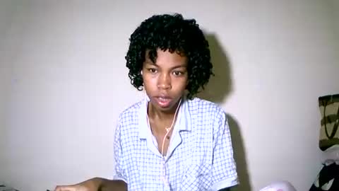 fyah1027 online show from December 2025 02:16:02 AM