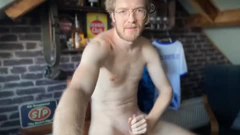 Snapshot of g00nst4r chatting on January 2025 10:39:02 AM g00nst4r online show from January 2025 10:39:02 AM