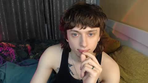 Ian online show from November 2025 09:43:02 PM