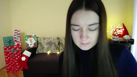 Jaklin online show from December 2024 12:38:01 PM