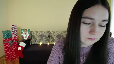 Jaklin online show from December 2024 01:00:01 PM