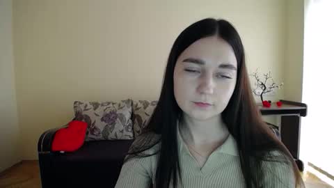 Jaklin online show from November 2025 08:37:01 AM