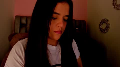 G A B R I E L A   online show from December 2025 03:32:01 PM