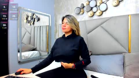 Gaby Santos online show from March 2026 12:22:01 PM