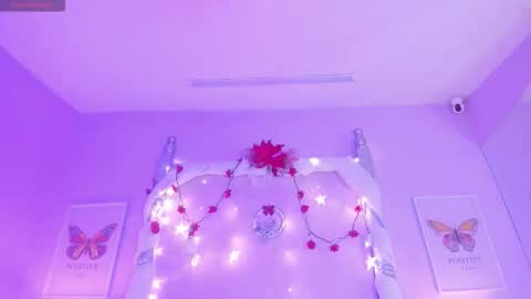 Gabby  online show from December 2025 08:59:01 PM