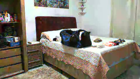 Snapshot of gabibrasil chatting on September 2025 09:04:02 PM gaby layla online show from September 2025 09:04:02 PM