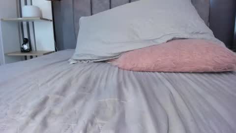 Carolina online show from March 2025 07:37:02 PM