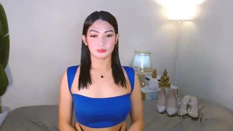 gabriela_deluxe online show from December 2025 04:12:02 PM