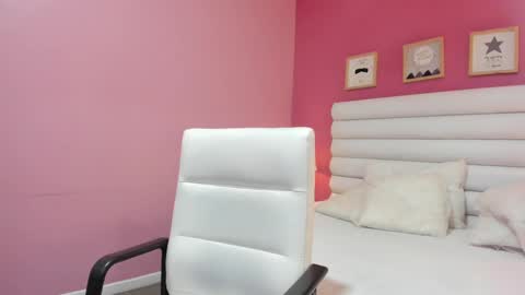 Snapshot of gabriela_salgado chatting on February 2025 10:44:02 AM Gabriela salgado online show from February 2025 10:44:02 AM