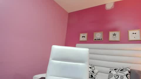 Snapshot of gabriela_salgado chatting on February 2025 10:59:02 AM Gabriela salgado online show from February 2025 10:59:02 AM