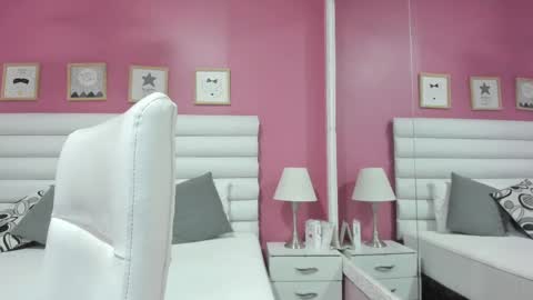 Snapshot of gabriela_salgado chatting on March 2025 10:35:02 AM Gabriela salgado online show from March 2025 10:35:02 AM