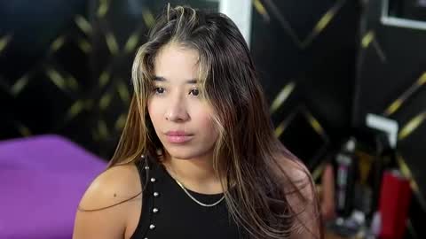 Gabriela salgado online show from October 2025 10:51:01 AM