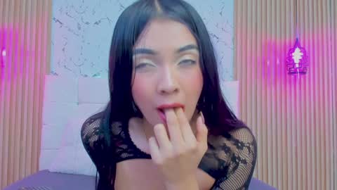 Gabriela Evans MS online show from January 2025 01:30:01 AM