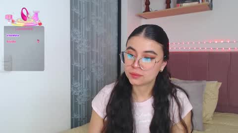 GabrielaRossa online show from September 2025 01:33:02 PM