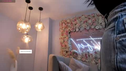 Snapshot of gabriellalee_ chatting on April 2026 03:22:01 AM Gabriella Lee online show from April 2026 03:22:01 AM