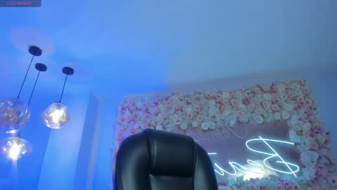 Snapshot of gabriellalee_ chatting on May 2026 03:33:01 AM Gabriella Lee online show from May 2026 03:33:01 AM