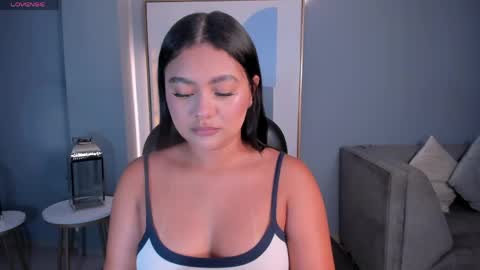 Snapshot of gabriellalee_ chatting on May 2026 03:24:02 AM Gabriella Lee online show from May 2026 03:24:02 AM