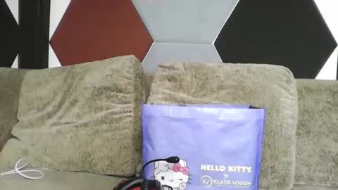 gabriellamanhaes online show from February 2026 06:45:02 AM