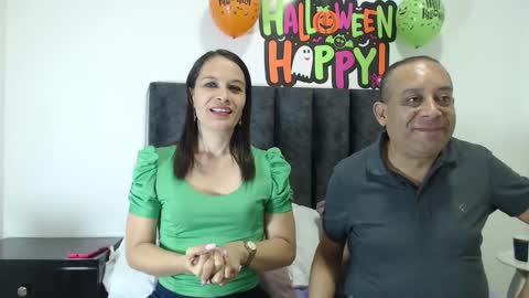 gabrielyabigail online show from October 2025 04:03:02 PM