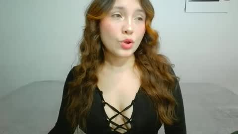 Snapshot of gaby_evans2 chatting on October 2025 04:12:01 AM gabriela online show from October 2025 04:12:01 AM