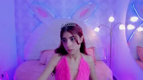 Gaby online show from October 2025 05:00:01 PM