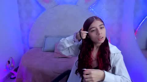 Gaby online show from November 2025 07:27:01 PM