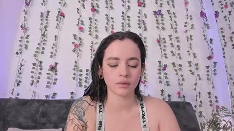 Snapshot of gaby_mason chatting on February 2025 12:11:01 PM Gaby online show from February 2025 12:11:01 PM
