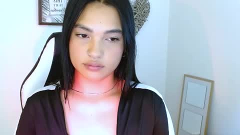 My name is Gabriela.. nice to meet you thumbs up please its very important to me online show from September 2025 12:32:02 AM