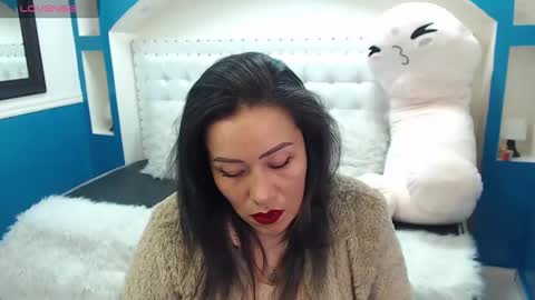 gabriela online show from February 2025 03:19:01 PM