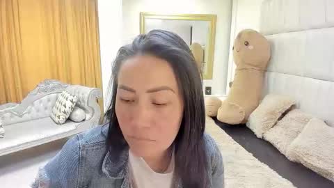 gabriela online show from February 2026 04:23:01 PM