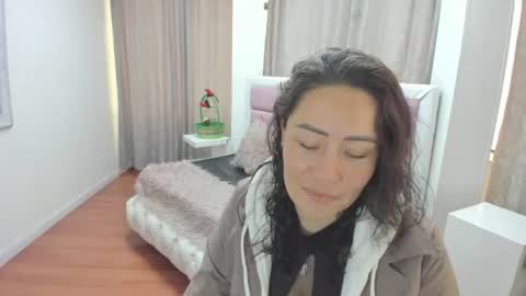 gabriela online show from July 2026 03:49:02 PM