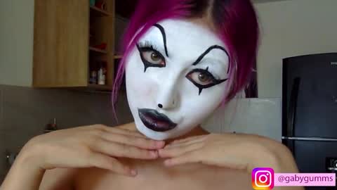 gabygumms online show from October 2025 01:14:01 PM