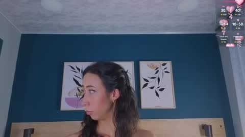 Gaby online show from September 2025 08:01:01 PM