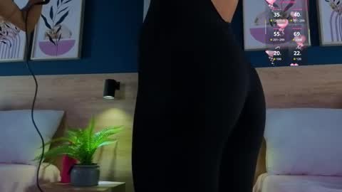 Gaby online show from September 2025 08:02:02 PM