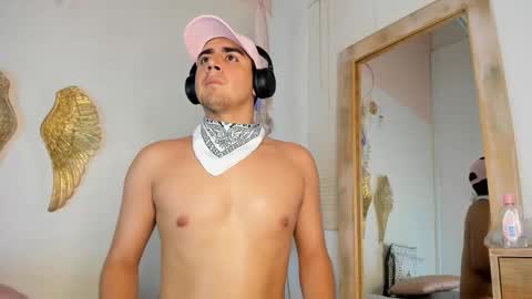 Gael online show from December 2025 07:53:02 PM